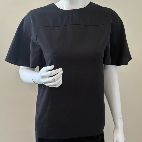 COS Black Butterfly Short Sleeve Top w V Shaped Zip-up Back Normcore - Picture 1 of 5